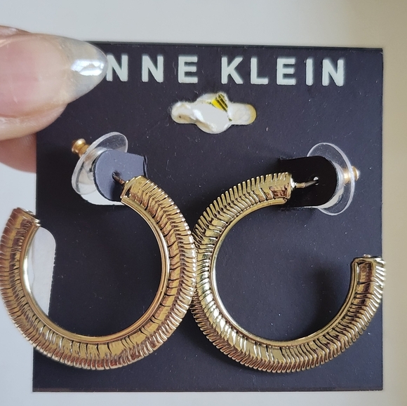 NWT Anne Klein Gold Hoop Stud Earrings - Picture 10 of 12